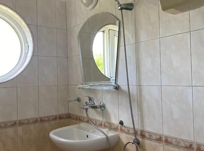 Hotel Family Neptun - Lozenets