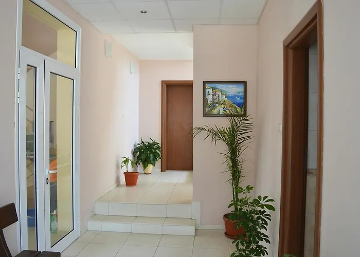 Family Neptun - Lozenets