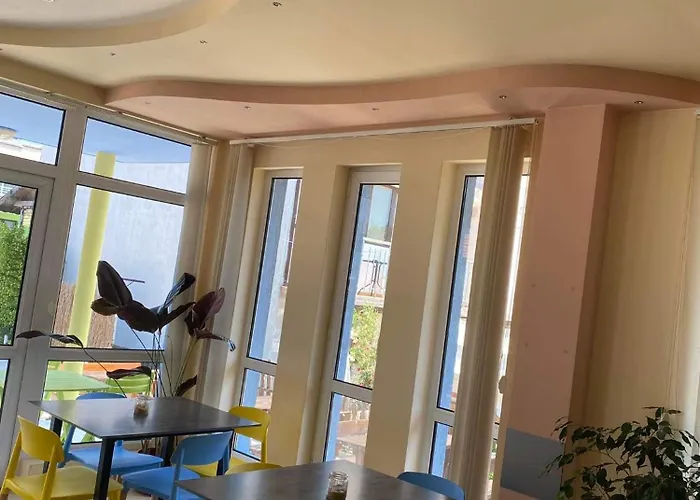 Family Neptun - Hotel Lozenets