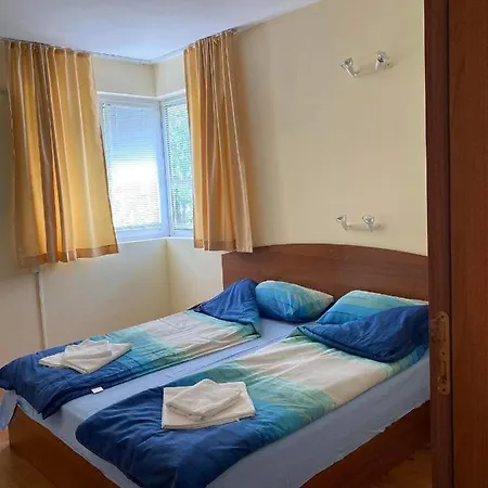 Family Neptun - 2* Lozenets