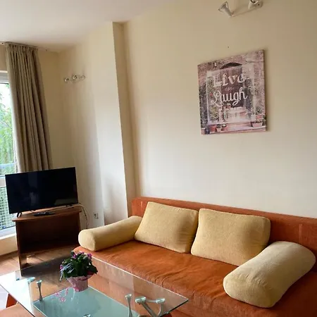 Family Neptun - Otel Lozenets