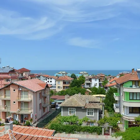 Family Neptun - Hotel 2*